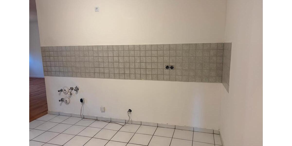 Dachgeschoßwohnung Bad Blankenburg - 3 Zimmer, 92 m&sup2;, 720&euro; | Angebot:26227096