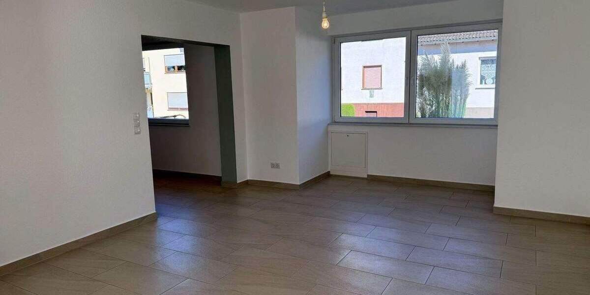 Einfamilienhaus Neuwied Oberbieber - 5 Zimmer, 177 m&sup2;, 2.000&euro; | Angebot:24874121