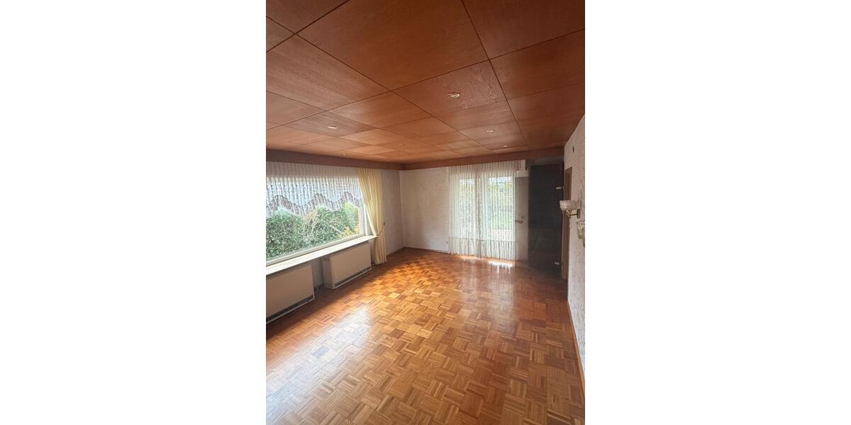 Einfamilienhaus Mainz Laubenheim - 8 Zimmer, 190 m&sup2;, 2.150&euro; | Angebot:25971340