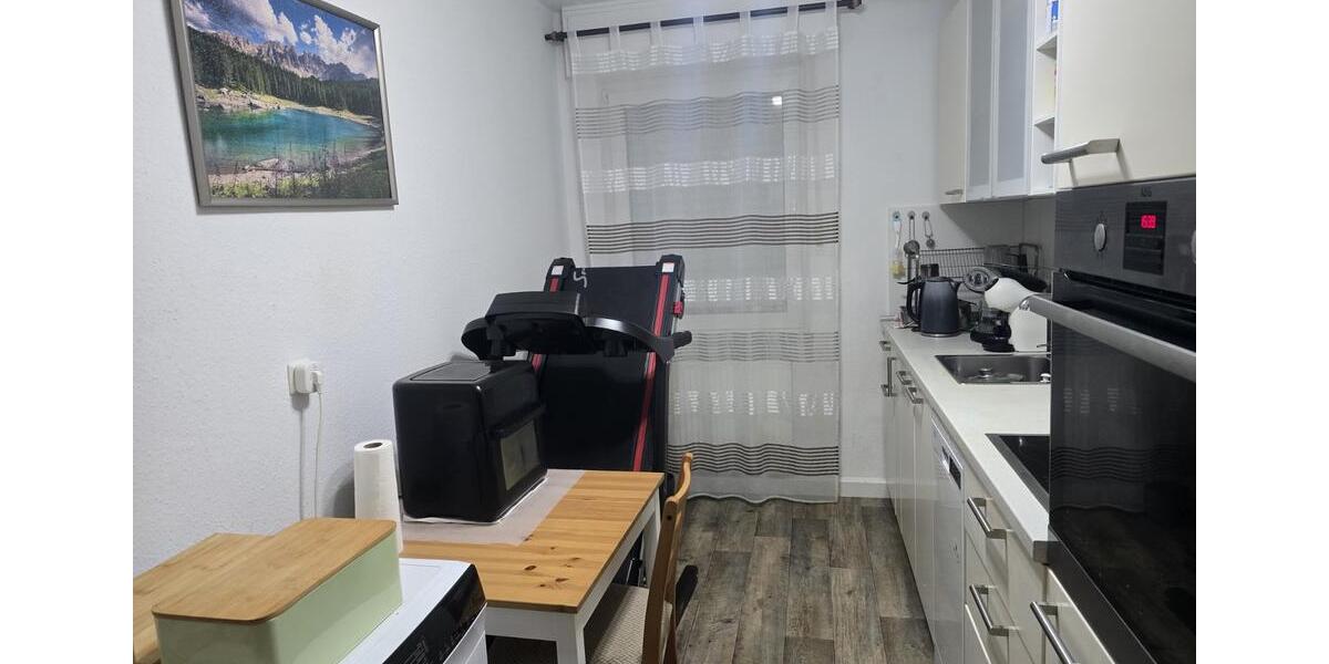 Zentral gelegene 3-Zimmer-Wohnung mit Süd-Balkon 3 zimmer