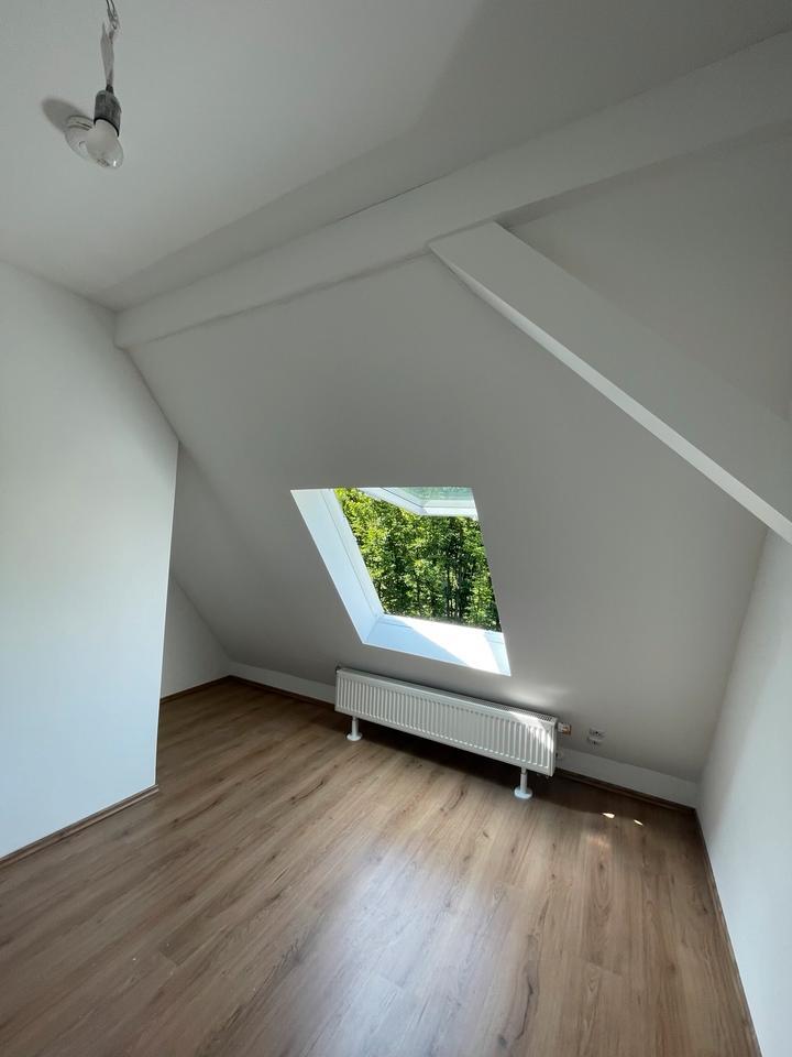 DG-Wohnung Maisonette Erstbezug WG Geeignet
