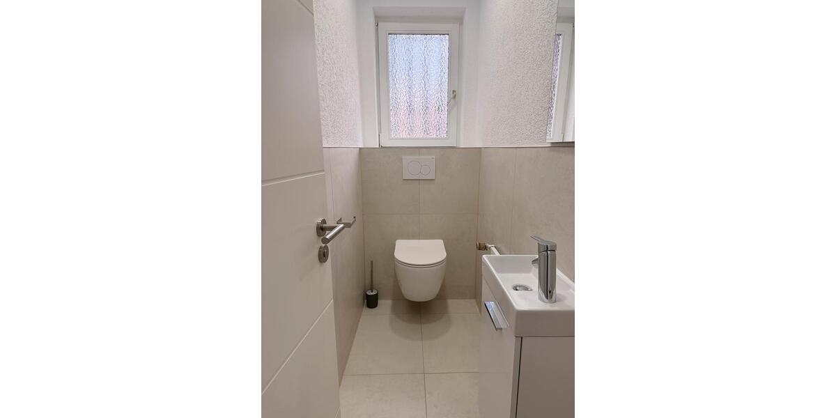 Wohnen auf Zeit Rastatt - 1 Zimmer, 130 m&sup2;, 550&euro; | Angebot:25853724