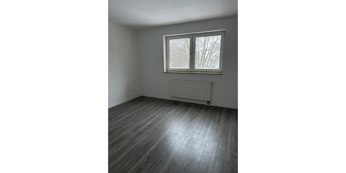 Etagenwohnung Neustadt bei Coburg - 3 Zimmer, 78 m&sup2;, 600&euro; | Angebot:24676669