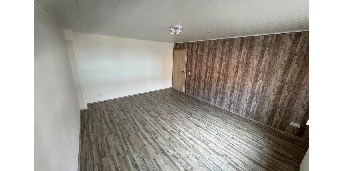Erdgeschoßwohnung Hof Neuhof - 3 Zimmer, 76 m&sup2;, 750&euro; | Angebot:25992239