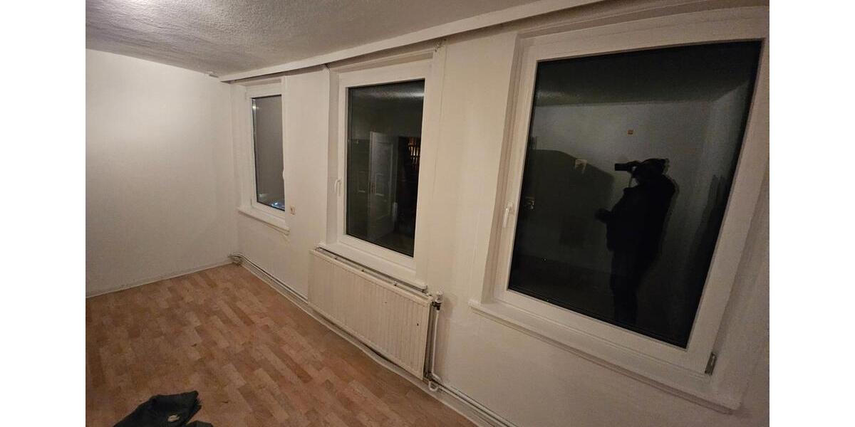 Etagenwohnung Springe - 1 Zimmer, 10 m&sup2;, 320&euro; | Angebot:26041798