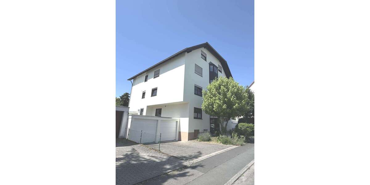 Etagenwohnung Steinbach - 3 Zimmer, 75 m&sup2;, 1.200&euro; | Angebot:26745080