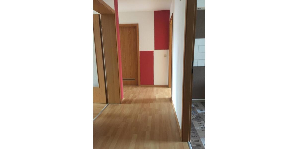 Etagenwohnung Schopfheim - 3 Zimmer, 84 m&sup2;, 900&euro; | Angebot:24787150
