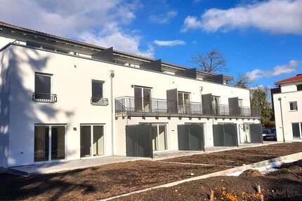 Haus zum Mieten in Unterföhring 2.890 € 131 m² 4 zimmer