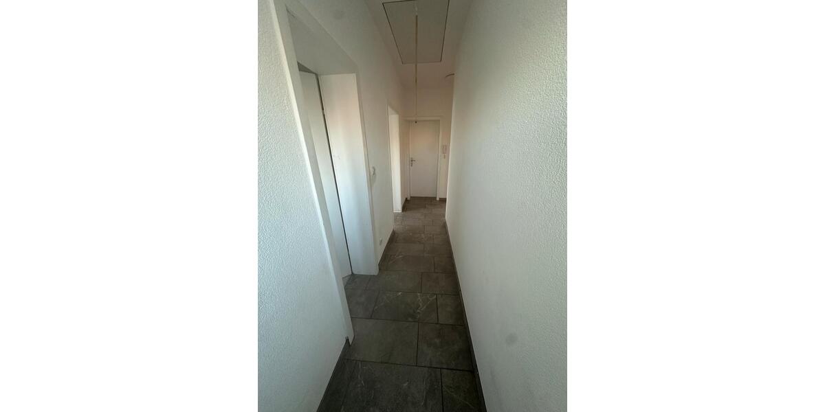 Etagenwohnung Limburg an der Lahn - 3 Zimmer, 88 m&sup2;, 1.300&euro; | Angebot:26272074