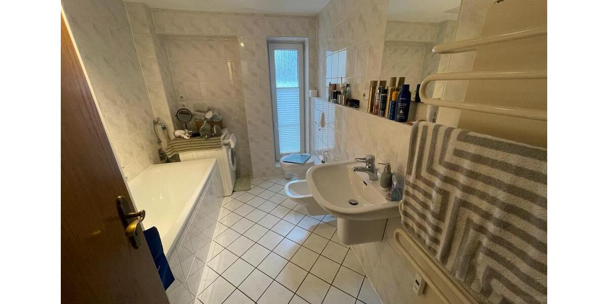 Elegante Erdgeschosswohnung mit Wintergarten und Fußbodenheizung 3 zimmer