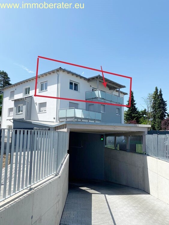 Penthouse-Whg 3-Zimmer - WFL 89 m² offene K Ess-WohnZimmer im 2. Obergeschoss - Aufzug 1 x Tiefgarage-plus 1 x Stellplatz u. v. Extras!