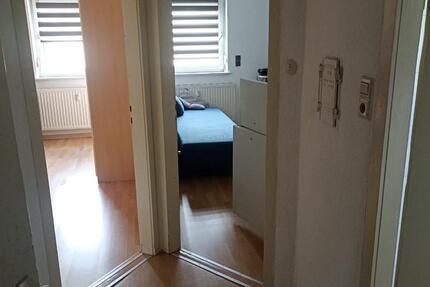 2-Zimmer DG-Wohnung Teilmöblierte befristet bis 31.01.2026 zimmer