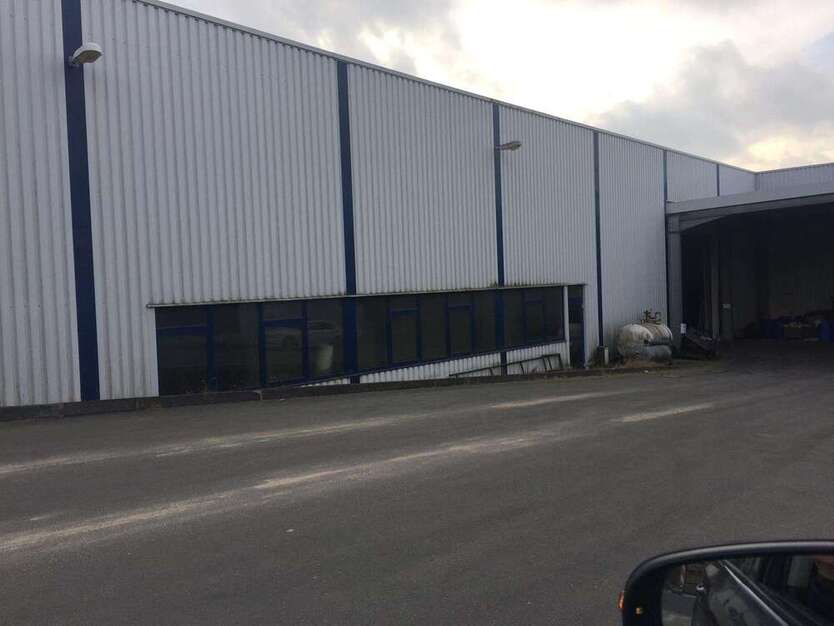 Halle in Hagen 4.200 € 1200 m²