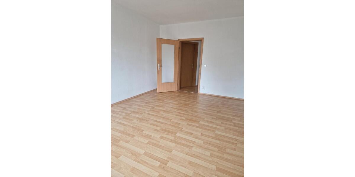 Etagenwohnung Stollberg (Erzgebirge) - 2 Zimmer, 60 m&sup2;, 336&euro; | Angebot:25999263