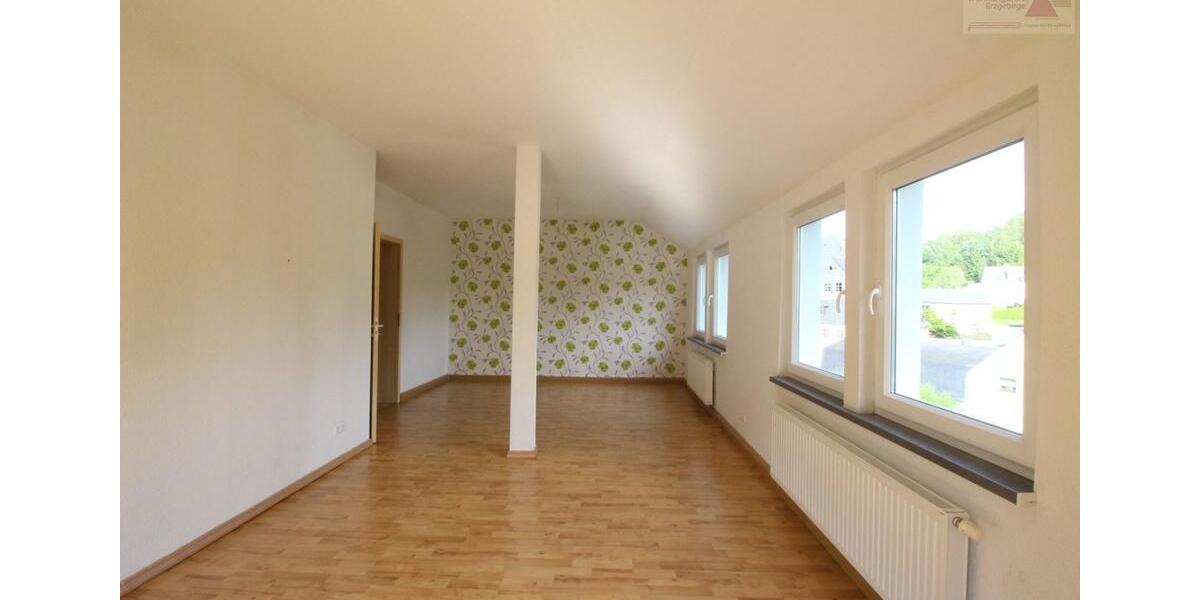 Dachgeschoßwohnung Schwarzenberg/Erzgebirge Erzgebirge - 3.5 Zimmer, 98 m&sup2;, 780&euro; | Angebot:24810869