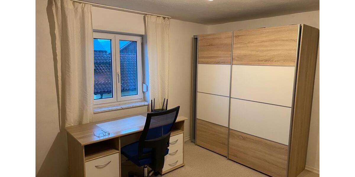 WG-Zimmer in 2-er WG für Praktikanten ab 15.9.25 1 zimmer