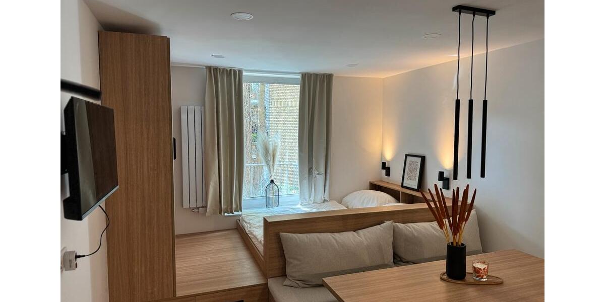 Etagenwohnung Köln Innenstadt - 1 Zimmer, 20 m&sup2;, 1.350&euro; | Angebot:26646078