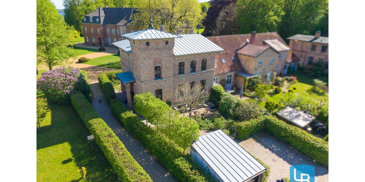 Einfamilienhaus Plön - 3 Zimmer, 174 m&sup2;, 2.100&euro; | Angebot:26648789