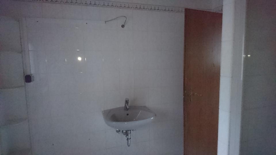 Etagenwohnung Idstein - 3 Zimmer, 100 m&sup2;, 1.000&euro; | Angebot:24788537