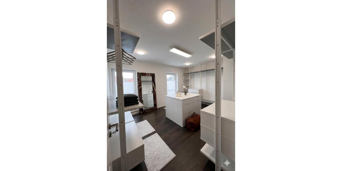 Einfamilienhaus Scharbeutz - 6 Zimmer, 231 m&sup2;, 3.800&euro; | Angebot:26653852