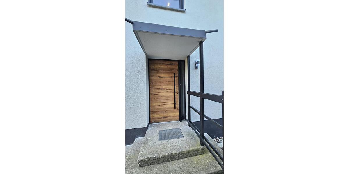 Einfamilienhaus Hof Christiansreuth - 8 Zimmer, 177 m&sup2;, 1.800&euro; | Angebot:24951328