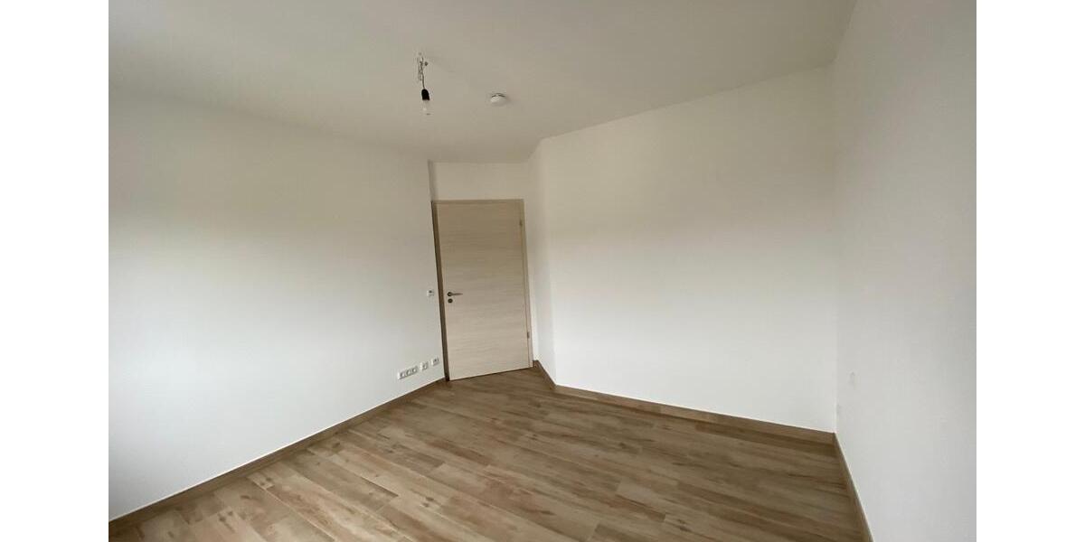 Etagenwohnung Marburg Marbach - 3 Zimmer, 94 m&sup2;, 1.520&euro; | Angebot:26700012