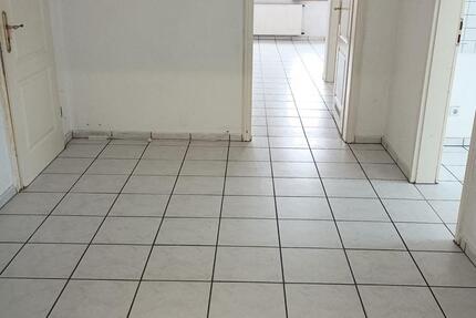 Charmante 4-Zimmer-Wohnung in Mülheim – ab sofort frei! 4 zimmer