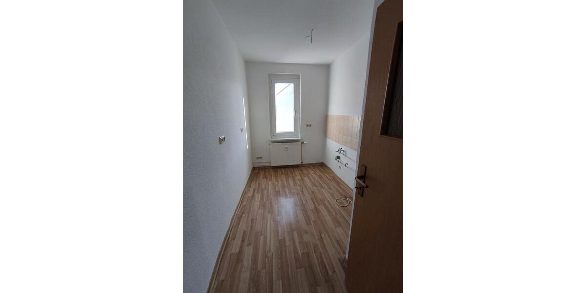 Etagenwohnung Stendal - 4 Zimmer, 70 m&sup2;, 465&euro; | Angebot:23710216