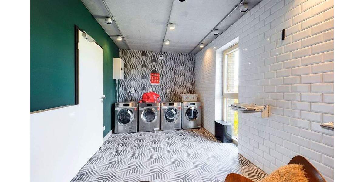 Zimmer Köln Deutz - 1 Zimmer, 44 m&sup2;, 770&euro; | Angebot:26017438