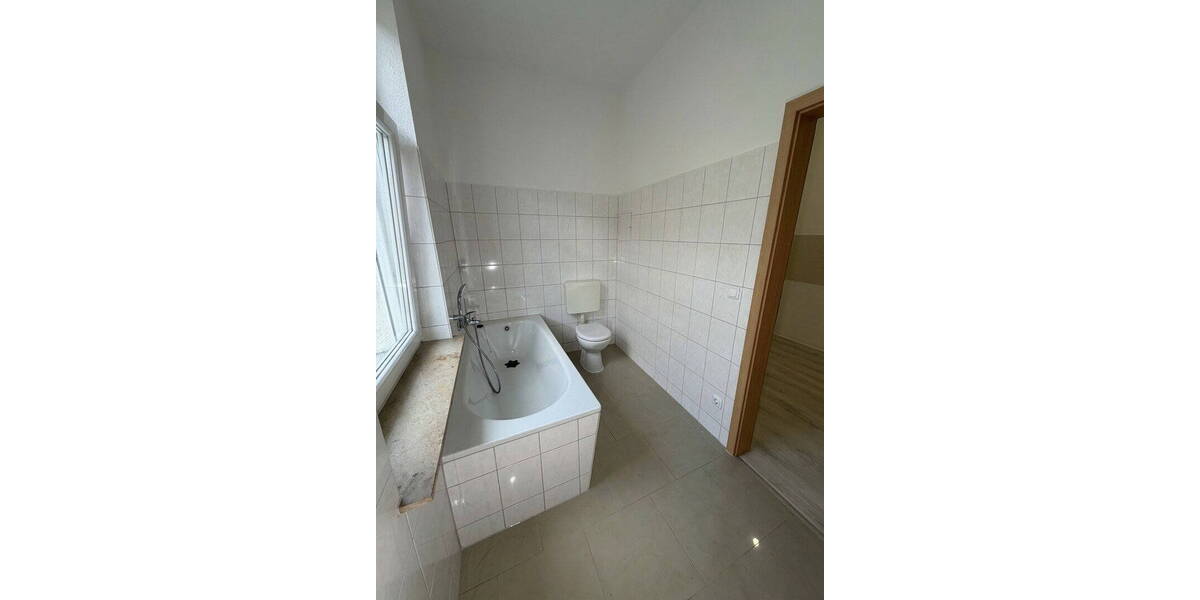 Etagenwohnung Dessau-Roßlau Roßlau - 2 Zimmer, 59 m&sup2;, 443&euro; | Angebot:26040846
