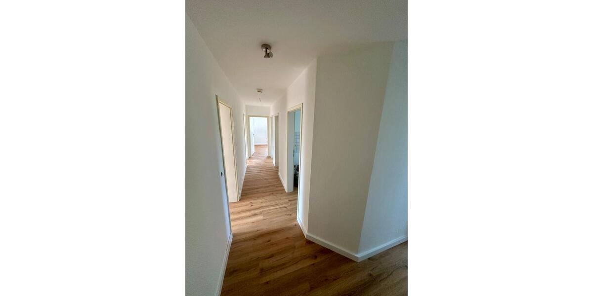 Etagenwohnung Weitramsdorf - 3 Zimmer, 77 m&sup2;, 710&euro; | Angebot:25406693