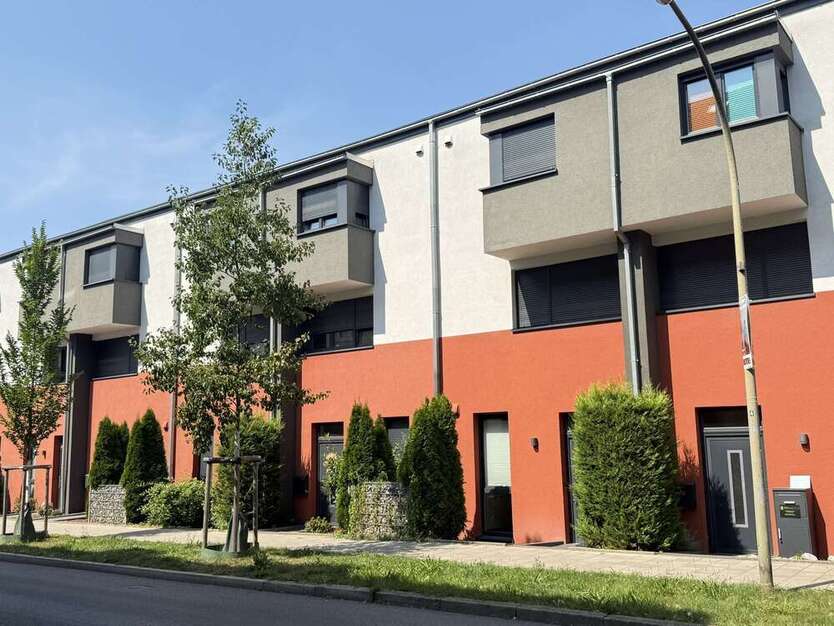 Haus zum Mieten in Witten 1.695 € 150 m²