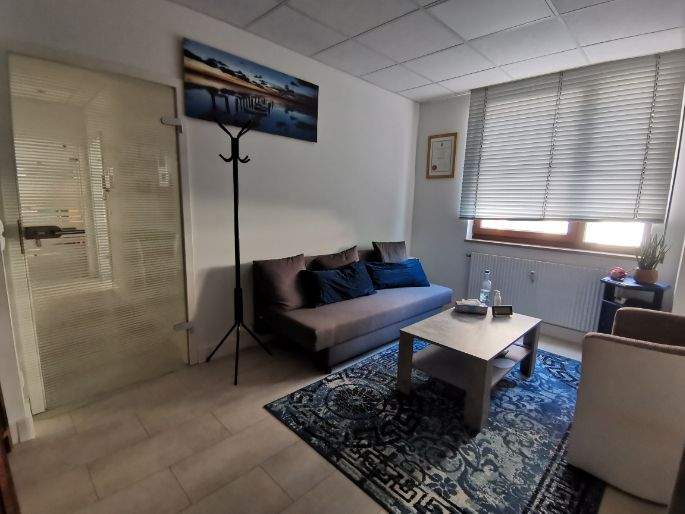 Möbliertes Einzelbüro, vielseitig nutzbar, auch als Tagesbüro - All-in-Miete zimmer