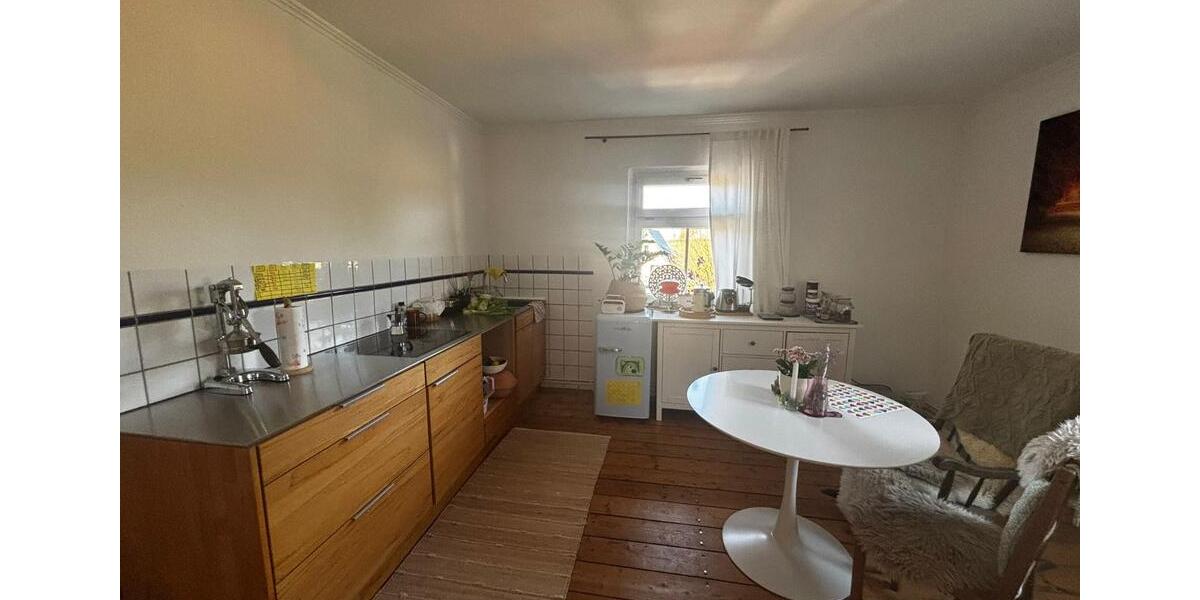Etagenwohnung Föritztal - 4 Zimmer, 153 m&sup2;, 1.250&euro; | Angebot:25840626