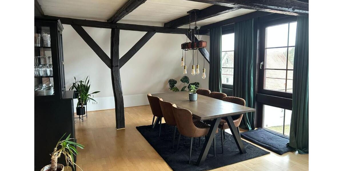 Studio Wohnung über 2 Etagen 5 zimmer