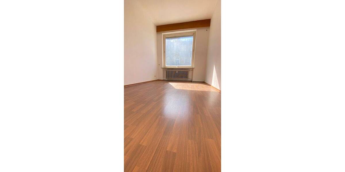 Gewerbeobjekt Freilassing - 1 Zimmer, 17 m&sup2;, 210&euro; | Angebot:26318738