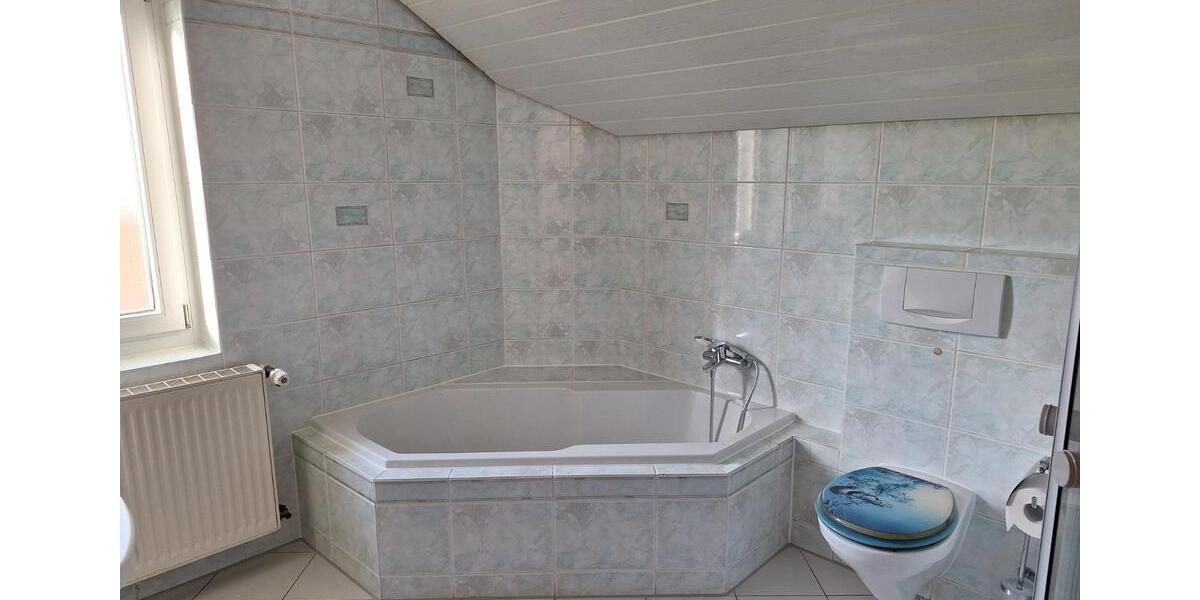 Dachgeschoßwohnung Sinsheim - 2 Zimmer, 75 m&sup2;, 800&euro; | Angebot:24626986