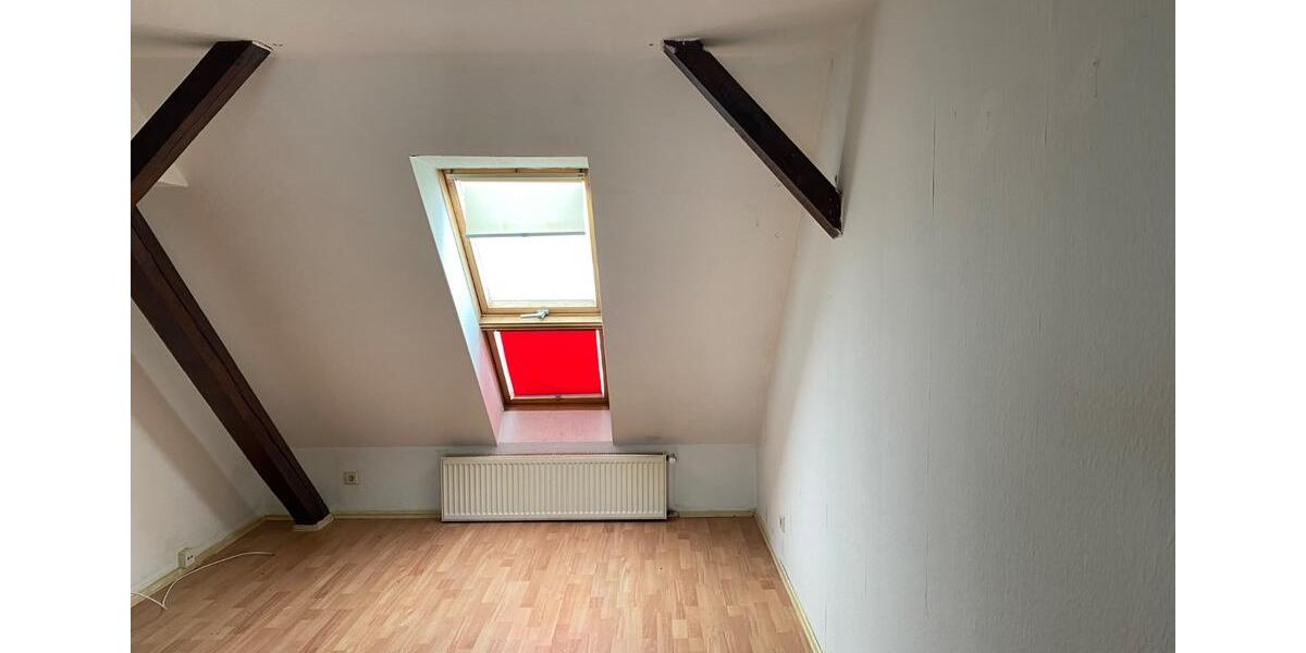 Dachgeschoßwohnung Dessau-Roßlau Brambach - 3 Zimmer, 66 m&sup2;, 360&euro; | Angebot:26649249