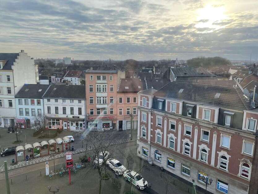 Wohnung zum Mieten in Duisburg-Ruhrort 576 € 59 m² 3 zimmer