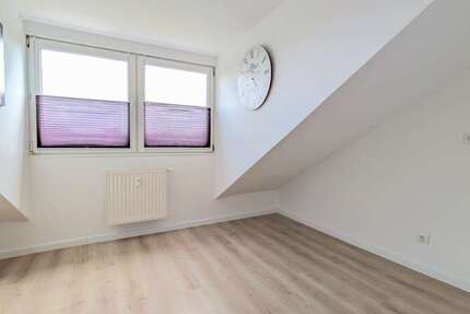 Wohnung Düsseldorf Stadtbezirk 8 - 1 Zimmer, 40 m&sup2;, 560&euro; | Angebot:27018402