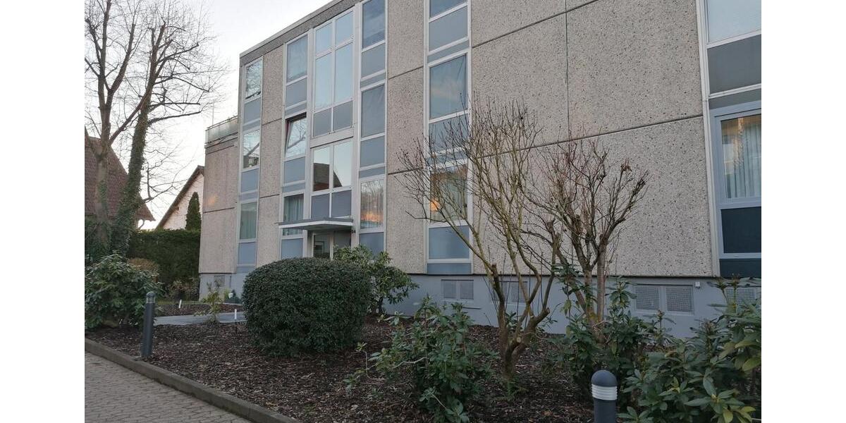 Hochparterre Lage - 2 Zimmer, 72 m&sup2;, 600&euro; | Angebot:26040982