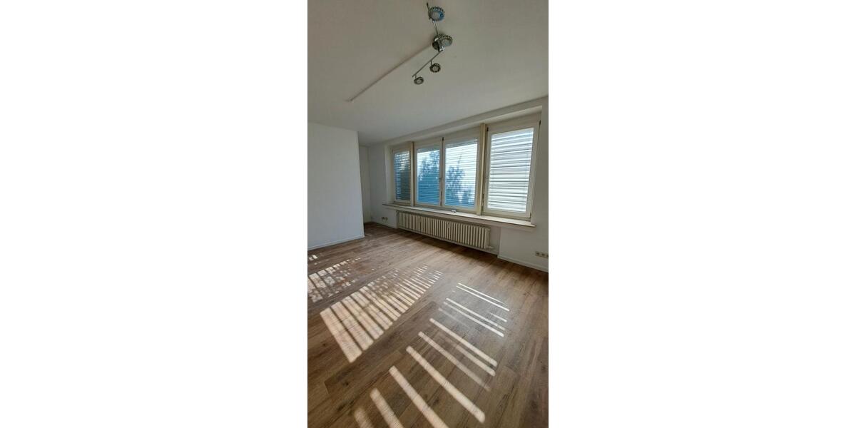 Erdgeschoßwohnung Bonn Hardtberg - 4 Zimmer, 100 m&sup2;, 2.150&euro; | Angebot:26021423