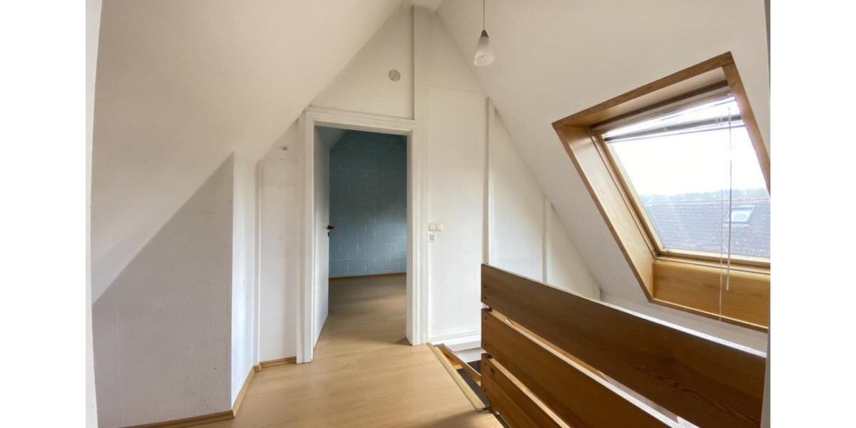 Etagenwohnung Lich - 3 Zimmer, 89 m&sup2;, 900&euro; | Angebot:26163486