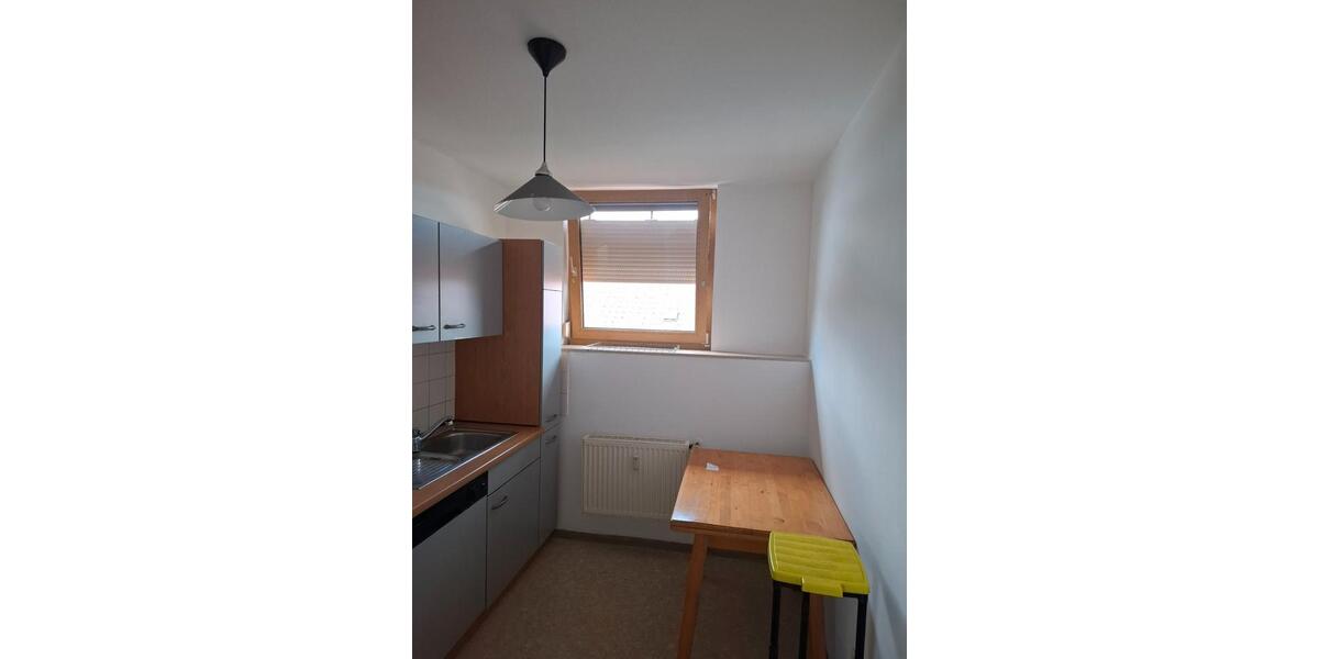 Dachgeschoßwohnung Ebensfeld - 2 Zimmer, 45 m&sup2;, 350&euro; | Angebot:26253181