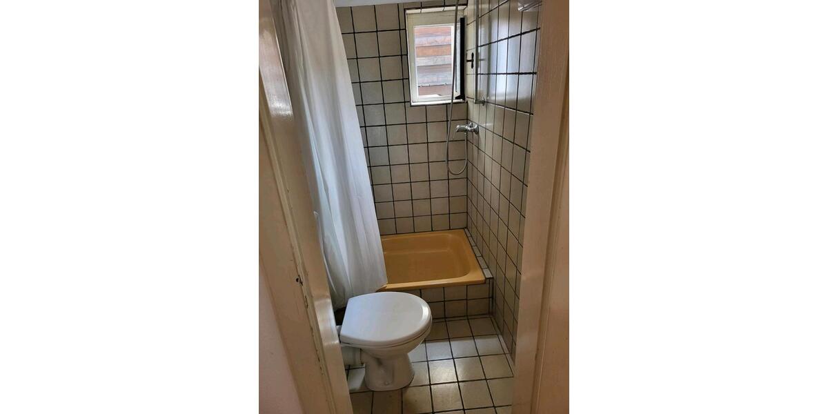 Etagenwohnung Frechen - 1 Zimmer, 15 m&sup2;, 400&euro; | Angebot:24954466
