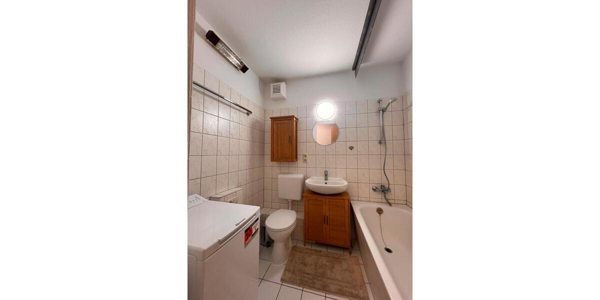 Dachgeschoßwohnung Schwerin - 2 Zimmer, 47 m&sup2;, 476&euro; | Angebot:24783561