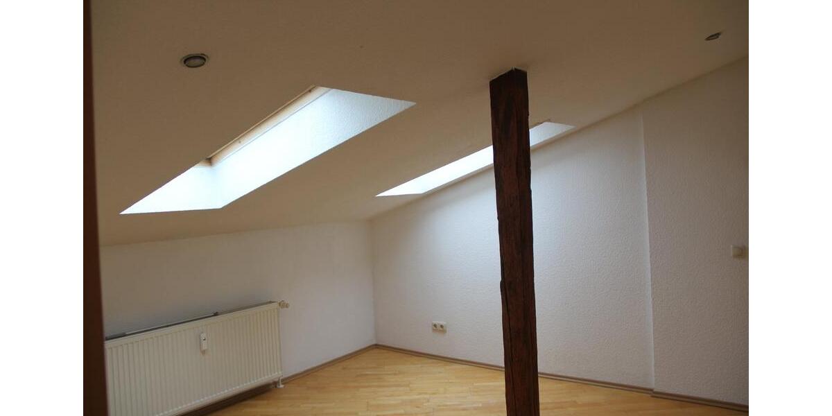 Dachgeschoßwohnung Rostock Hansaviertel - 2 Zimmer, 70 m&sup2;, 840&euro; | Angebot:26545900