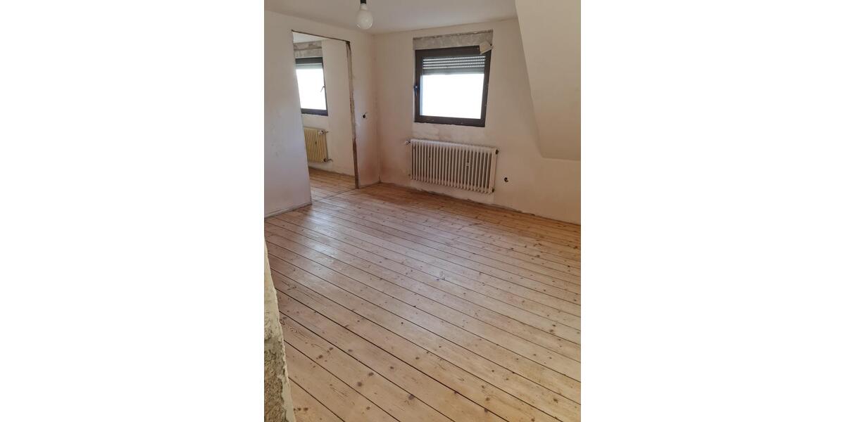 Einfamilienhaus Köln Nippes - 9 Zimmer, 122 m&sup2;, 2.195&euro; | Angebot:24662737