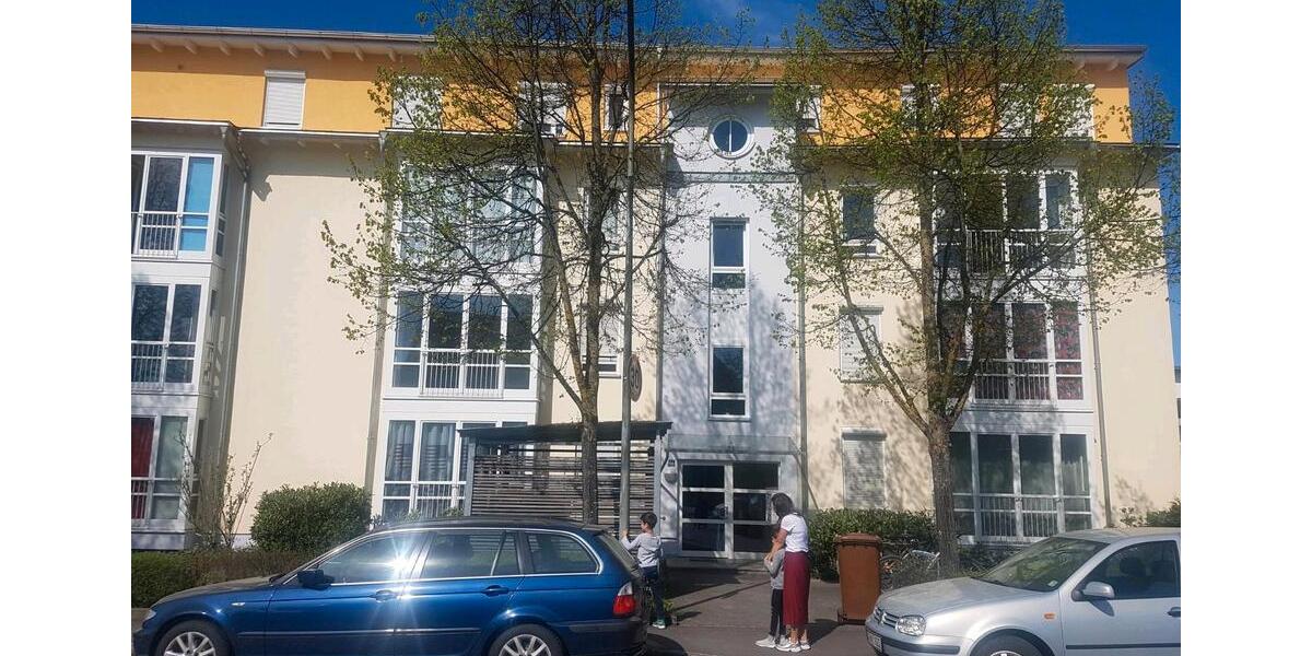 Etagenwohnung Augsburg Firnhaberau - 1 Zimmer, 40 m&sup2;, 910&euro; | Angebot:25258598