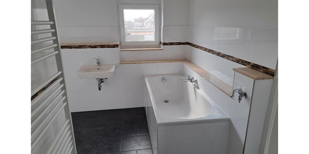 Etagenwohnung Wittenberg Lutherstadt - 4 Zimmer, 111 m&sup2;, 900&euro; | Angebot:26456071